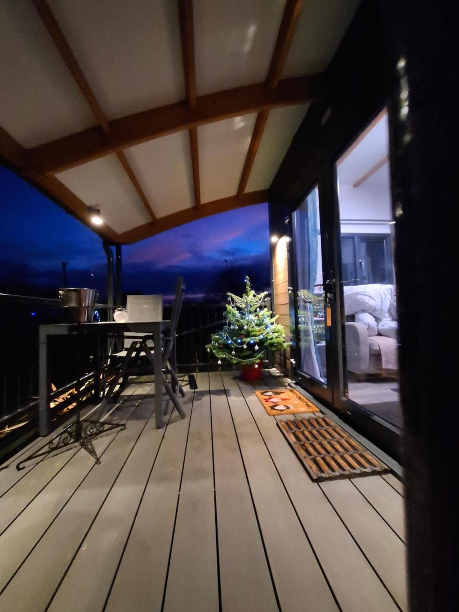 Готель Peppercorn Pod At Beck House Glamping Salmonby Номер фото